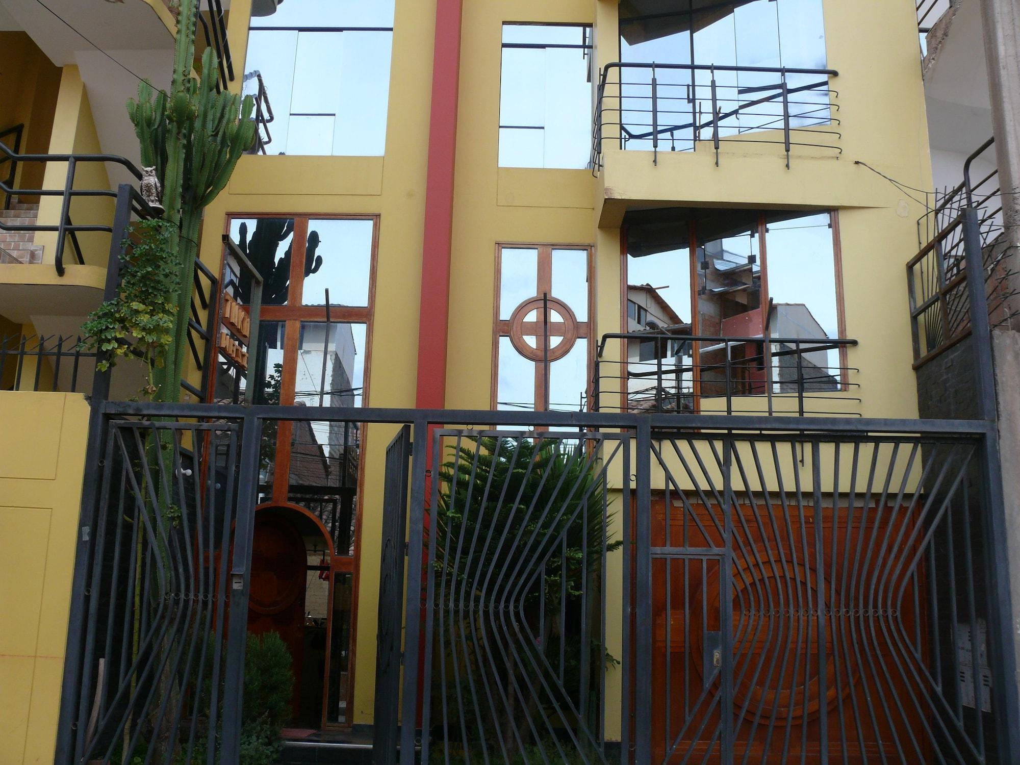 Vista Exterior Los Girasoles