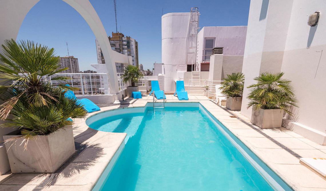 Vista Piscina Urquiza Apart Hotel