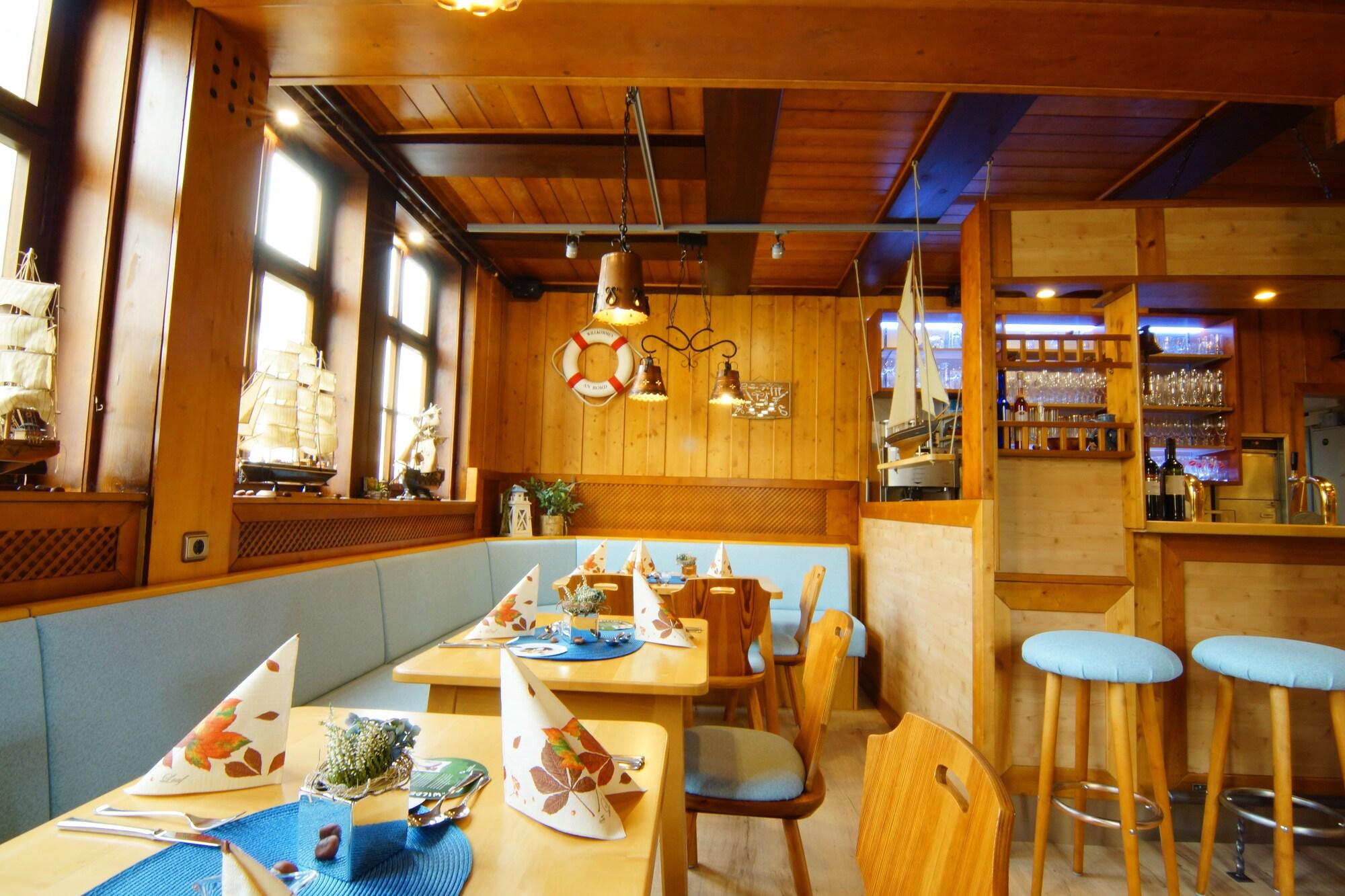 Bar/Salón Hotel Zum Schiffchen