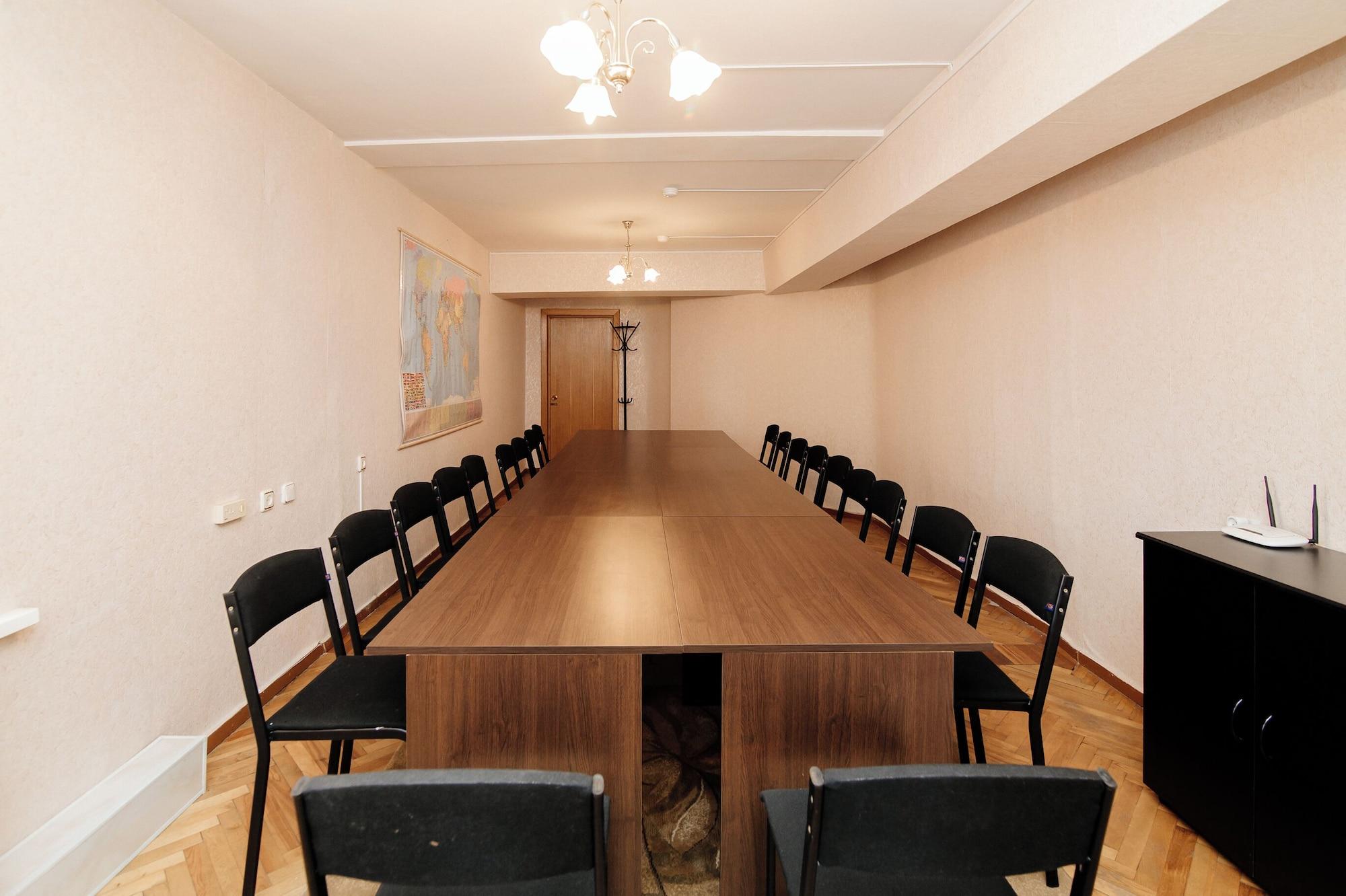 Sala de Reuniones Dacia Hotel