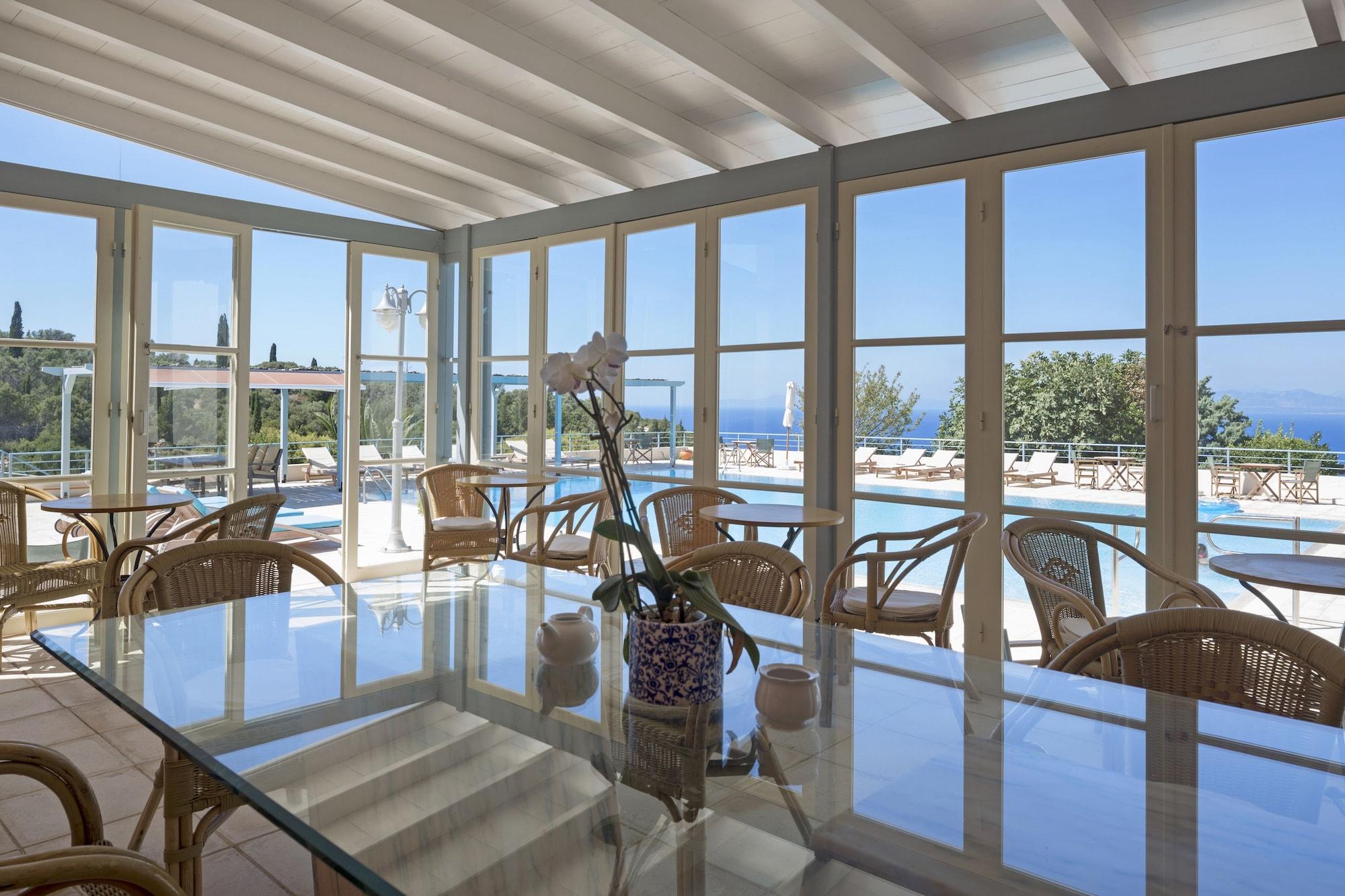 Vista Lobby Mira Resort