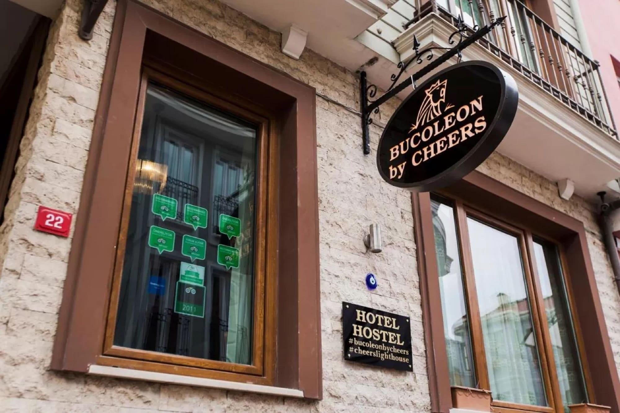 Vista Lobby Bucoleon by Cheers