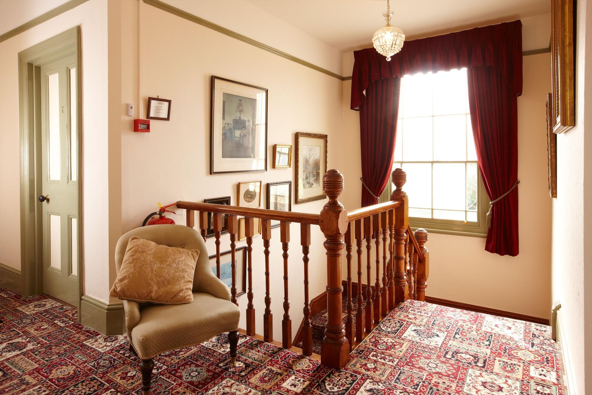 Varios Banbury Cross B&B