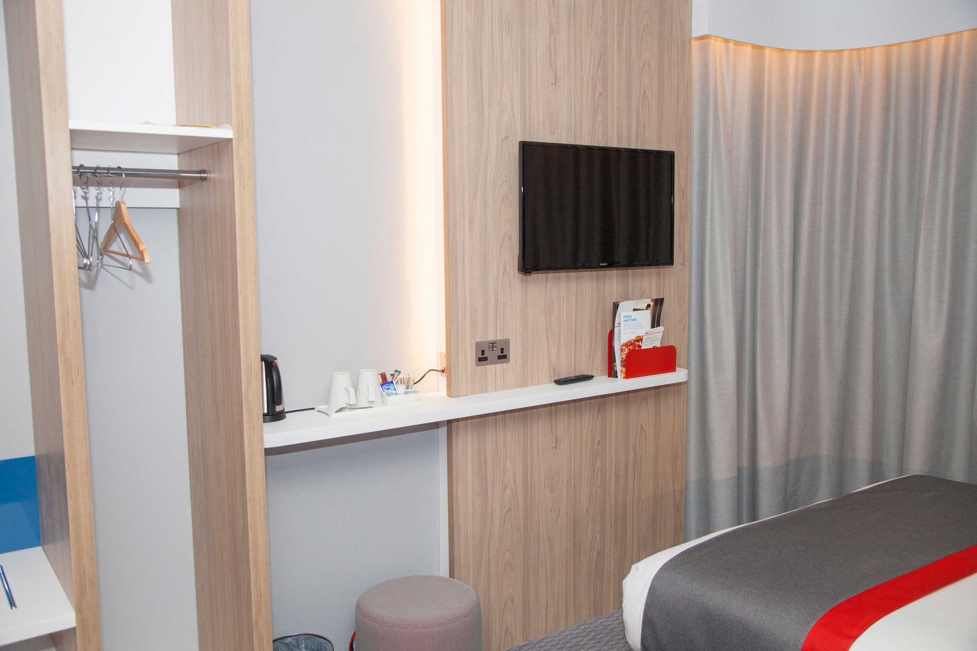 Vista Exterior Holiday Inn Express Cardiff Bay by IHG