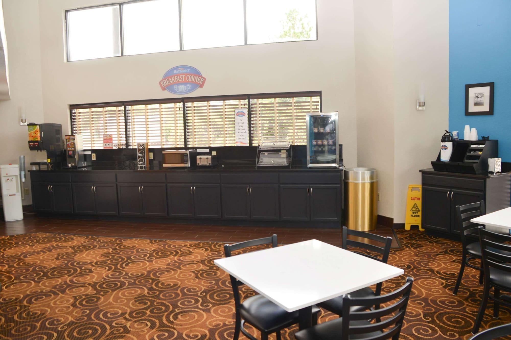 Restaurant Baymont by Wyndham Santee