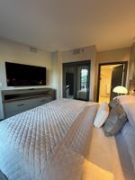 Alquiler Vacacional - Luxe Mammoth Monache 2br/2ba Suite - steps to the village and gondola!