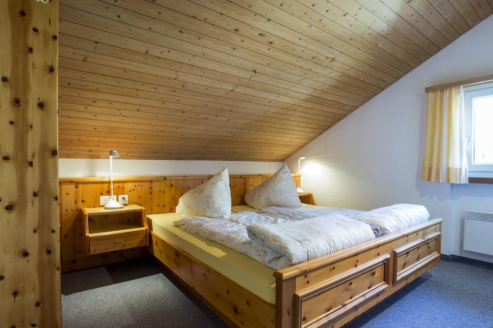 Habitación Hotel Restorant Engiadina Ftan