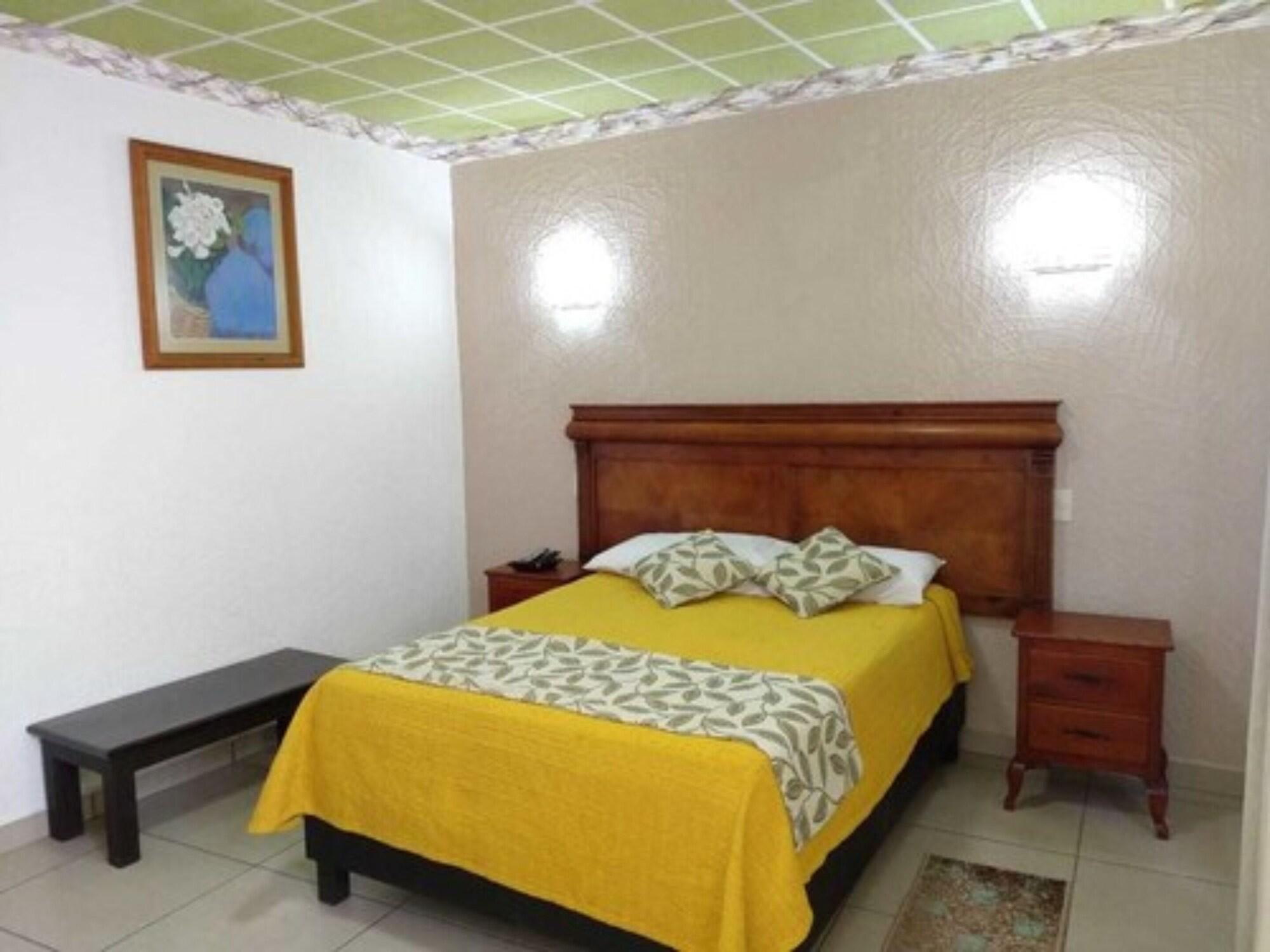 Habitación Villa Victoria Pirámides