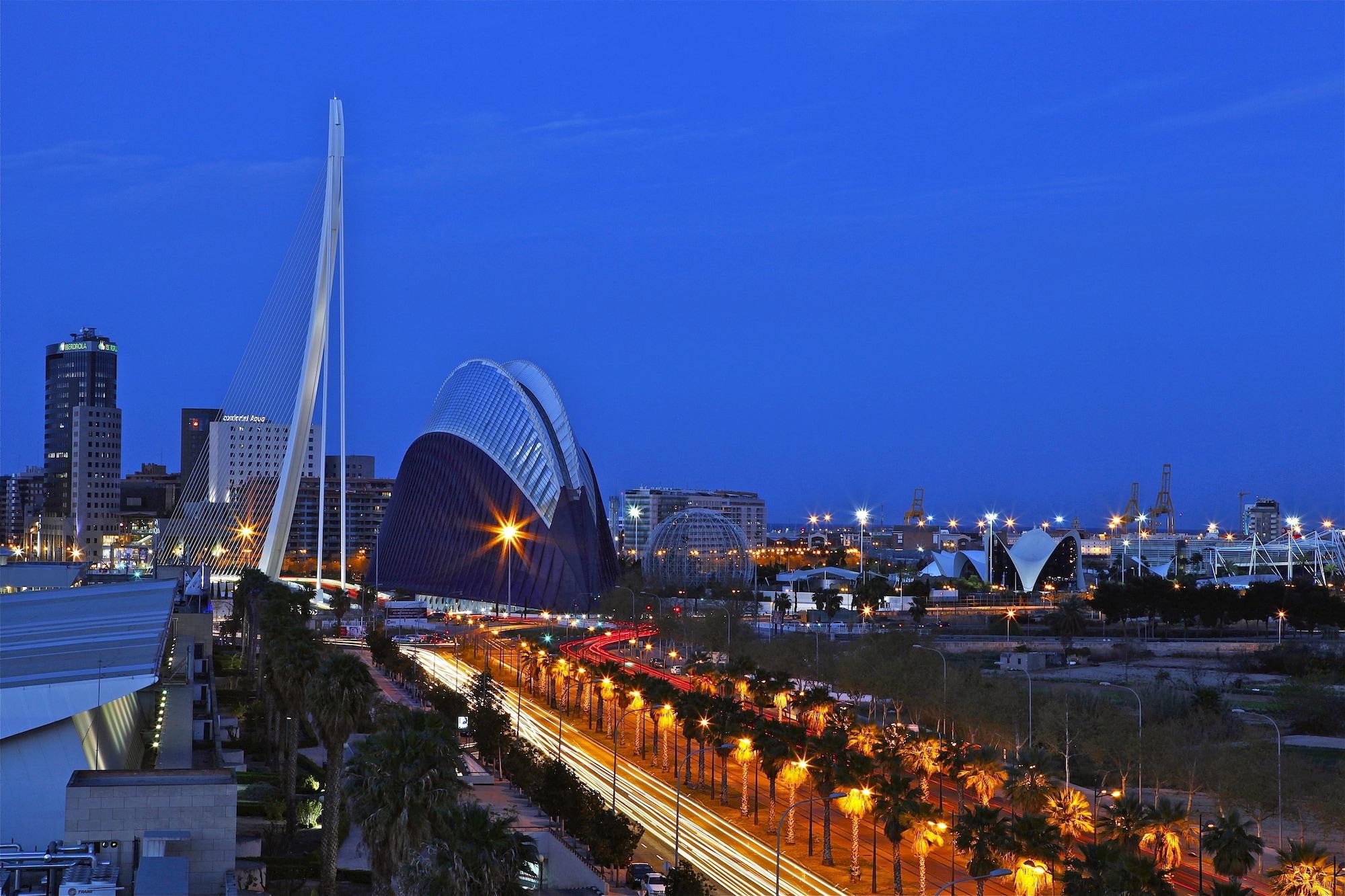 Vista Exterior Holiday Inn Express Valencia Ciudad de las Ciencias by IHG