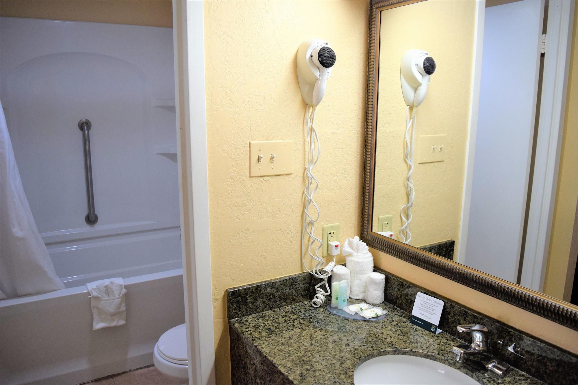 Equipamiento de Habitación Quality Inn Kennedy Space Center