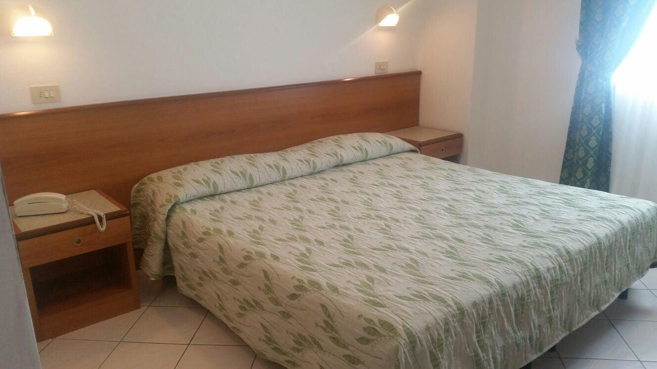 Varios Hotel Astoria