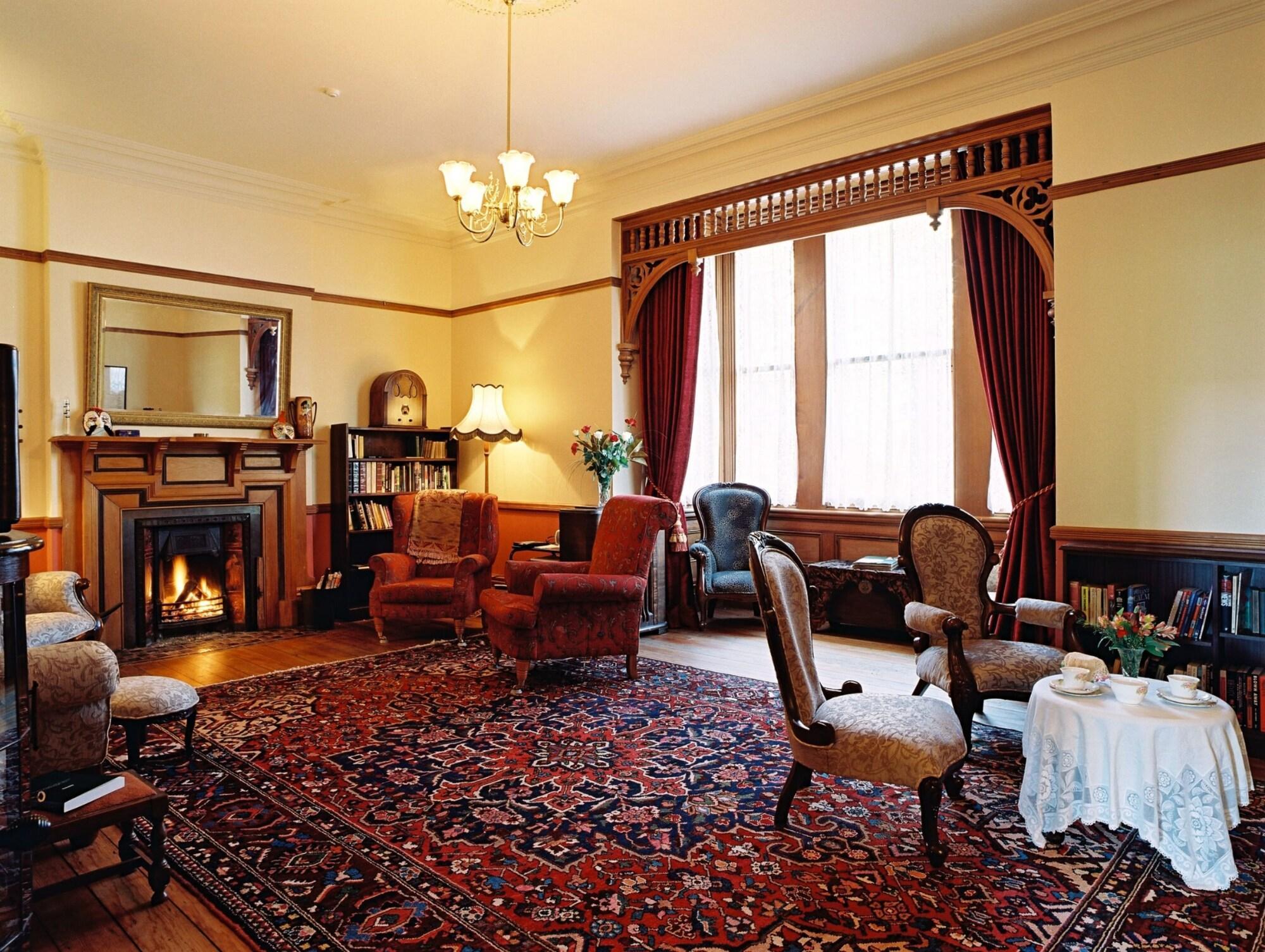 Vista Lobby Braemar on Parliament Street