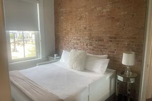 Renta temporal - Beautiful Boston Brownstone!