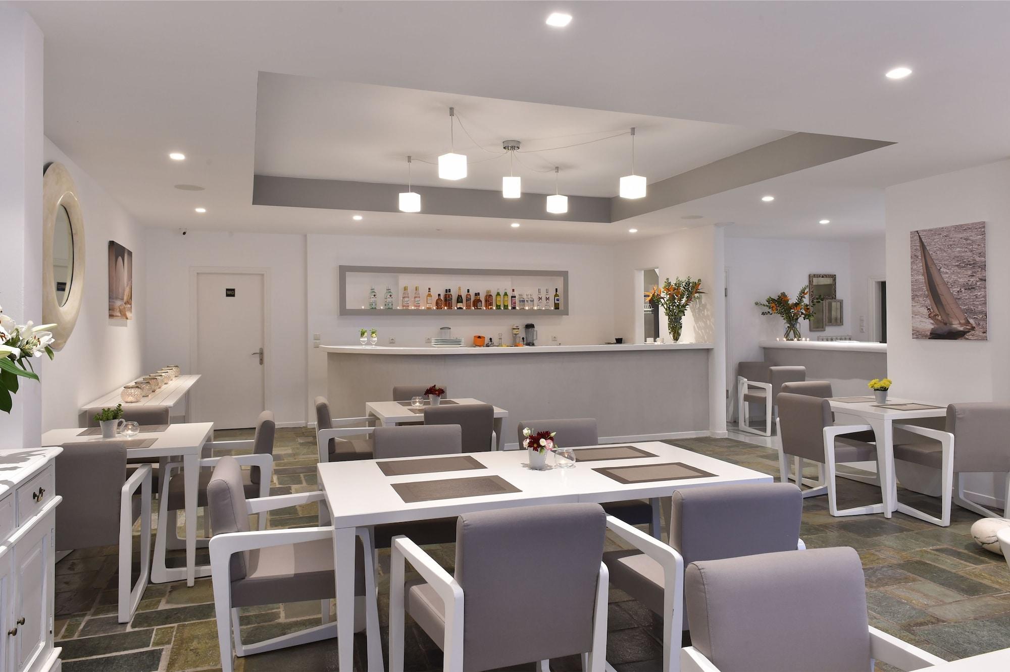 Bar/Salón Mersina Exclusive