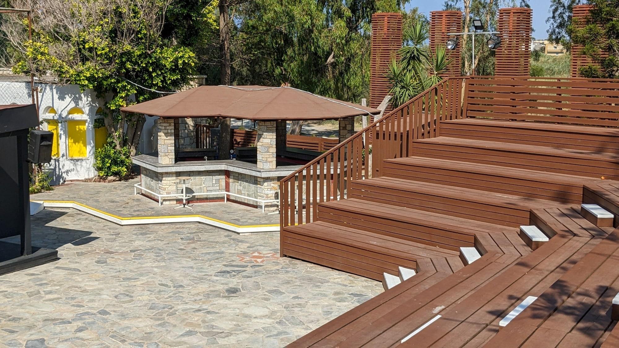 Vista Exterior Apollonia Beach Resort & Spa