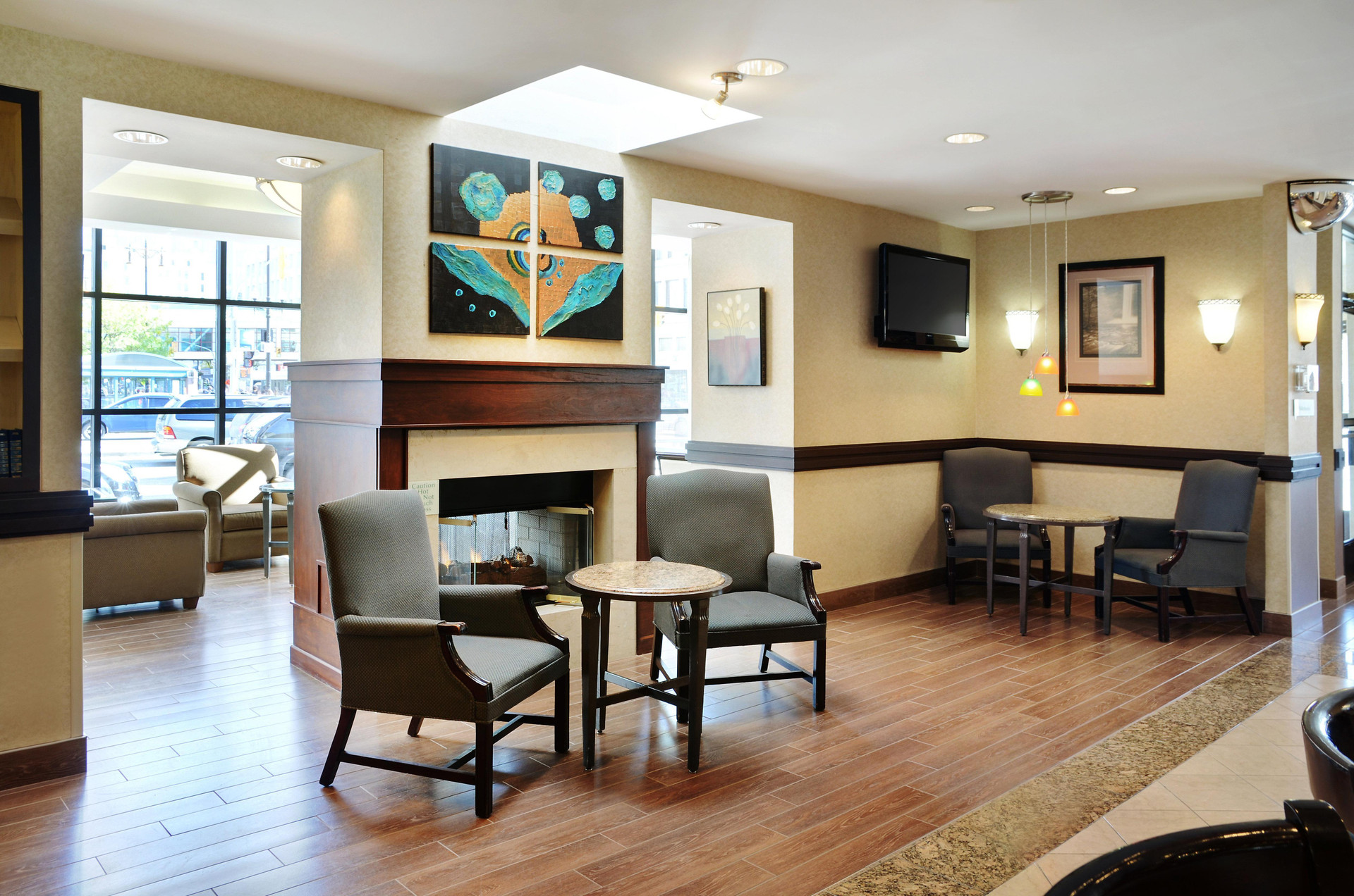 Bar/Salón Holiday Inn and Suites Winnipeg Downtown by IHG