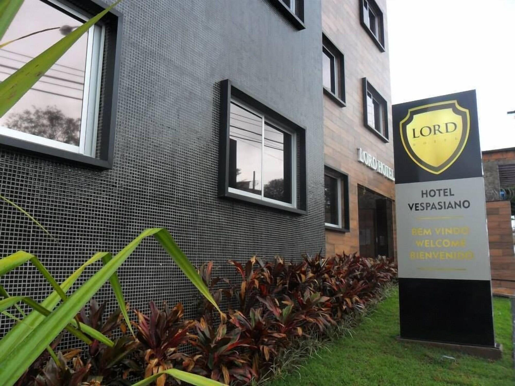 Vista Exterior Lord Hotel