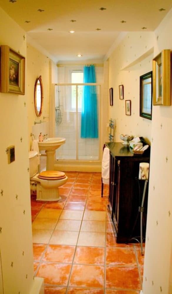 Baño The Victorian Town House