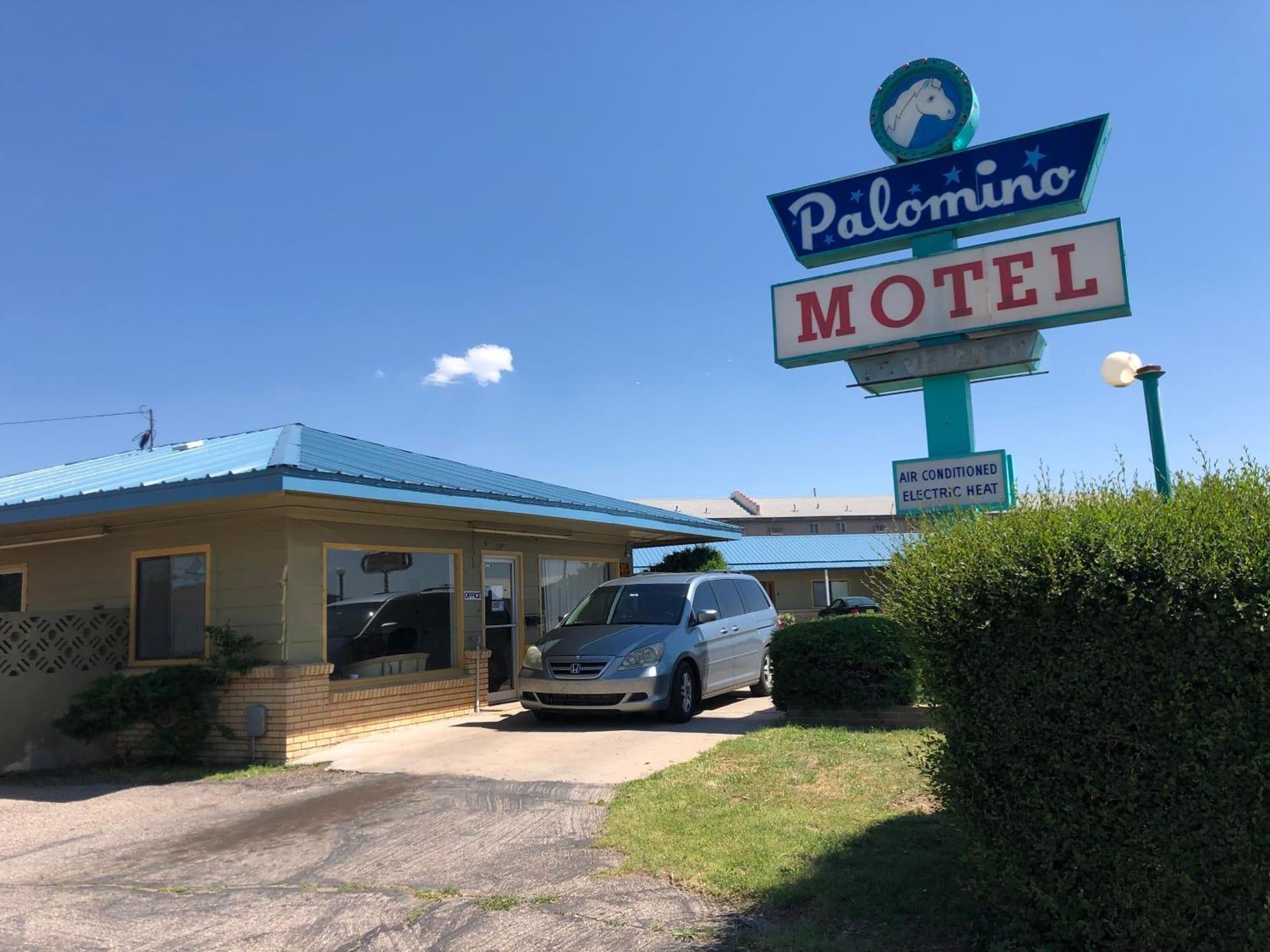 Vista Exterior Palomino motel