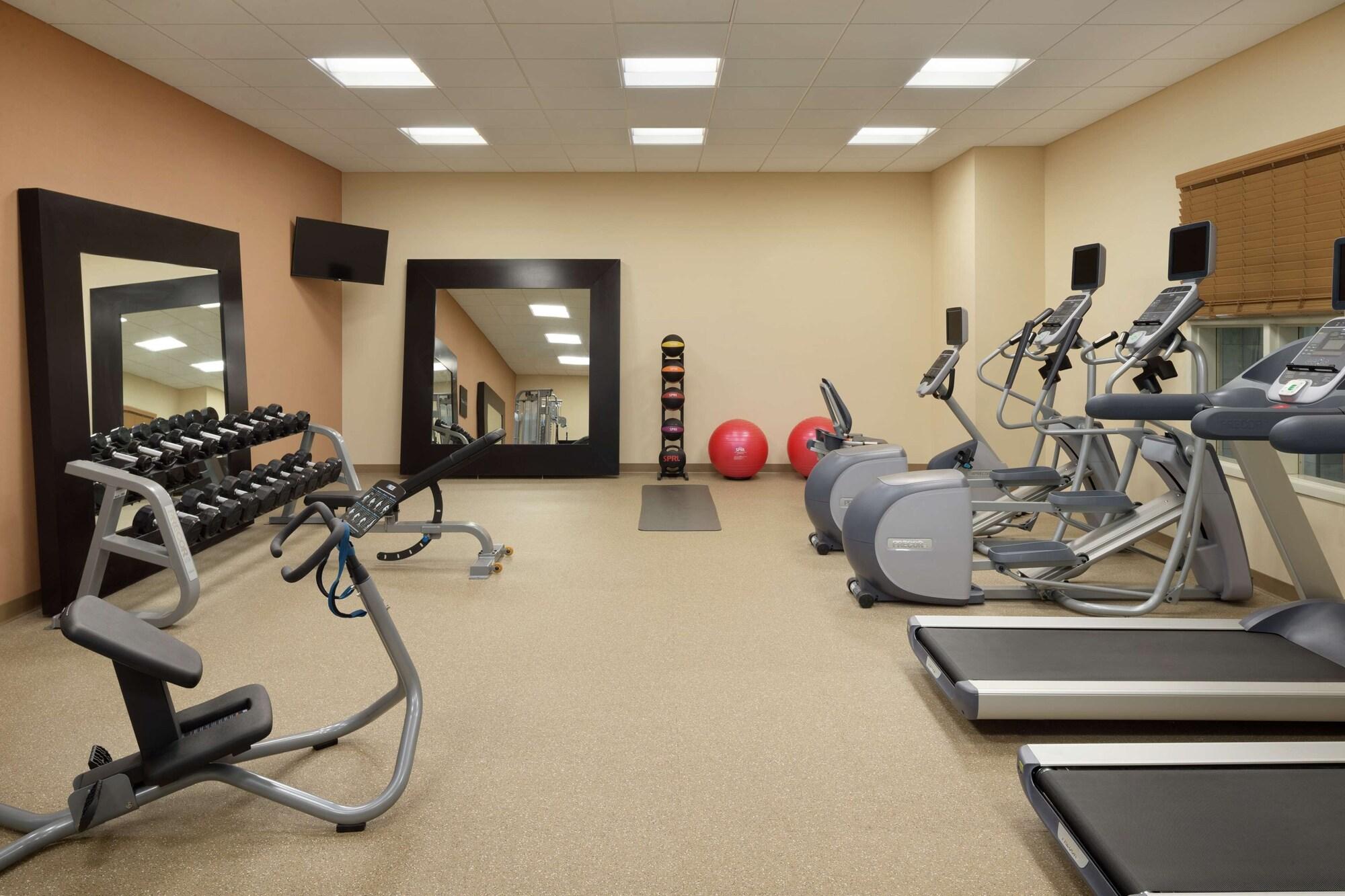 Gimnasio Homewood Suites by Hilton Kalamazoo-Portage