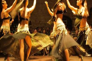 Actividad - Turkish Night - Dinner at Cave Restaurant with Unlimited Drinks