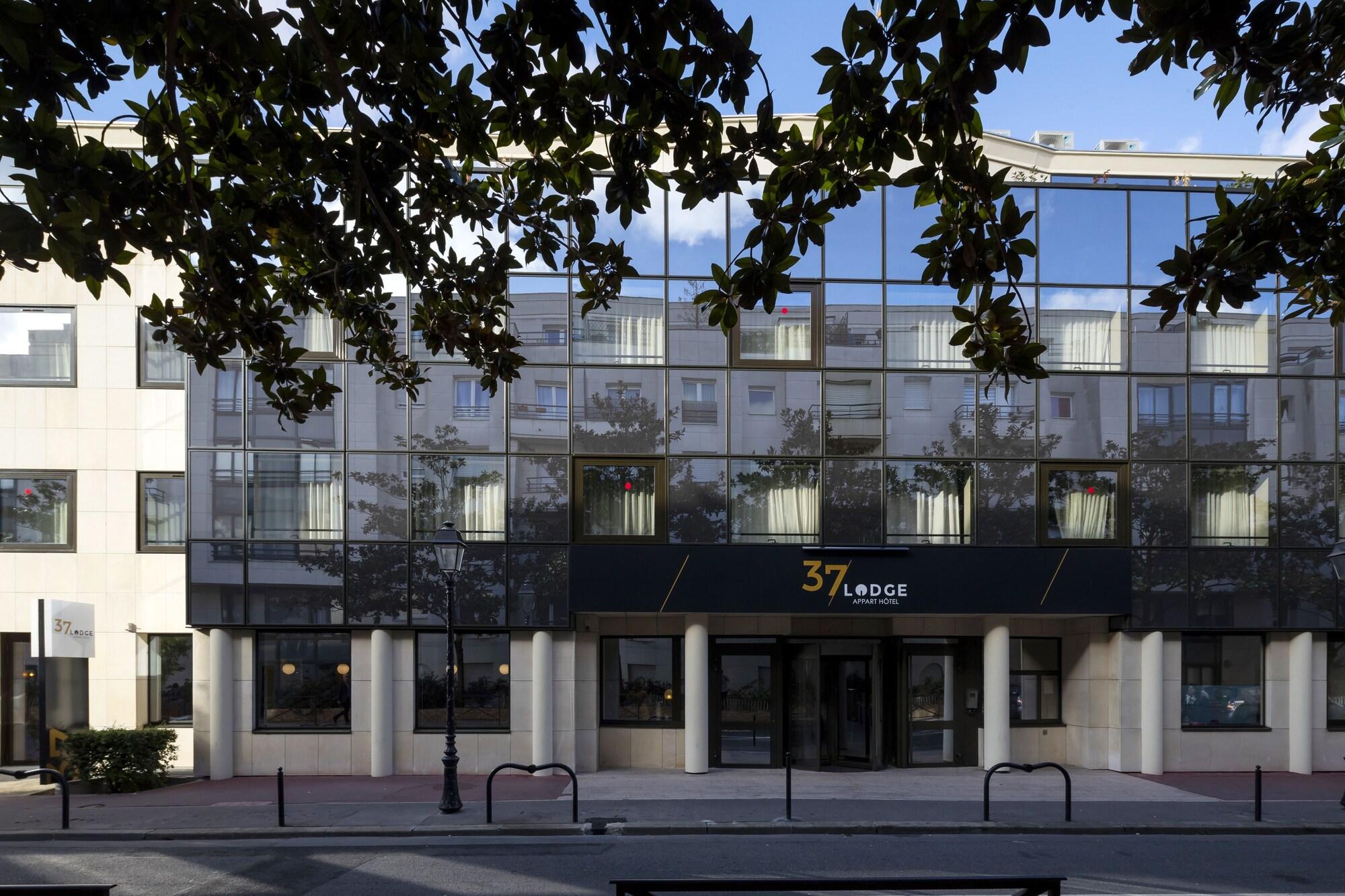 Vista Exterior 37 Lodge La Défense Courbevoie