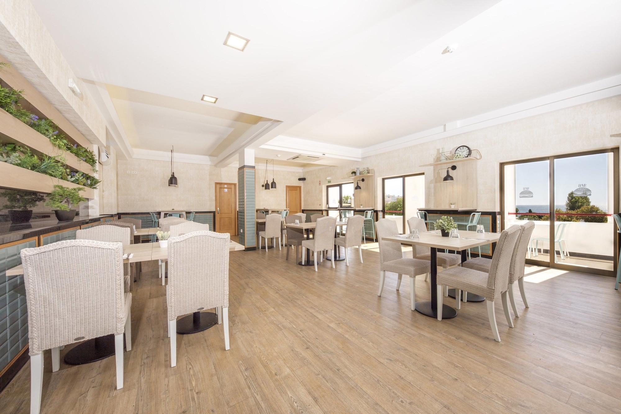 Restaurant Ukino Terrace Algarve - Concept Hotel