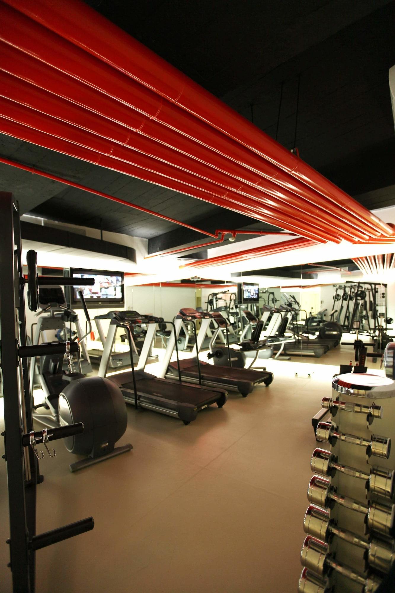 Gimnasio The Marmara Pera