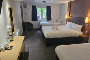 Alojamiento - Middleton Inn, Manchester