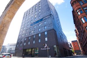 Alojamiento - Premier Inn Manchester City (Piccadilly)