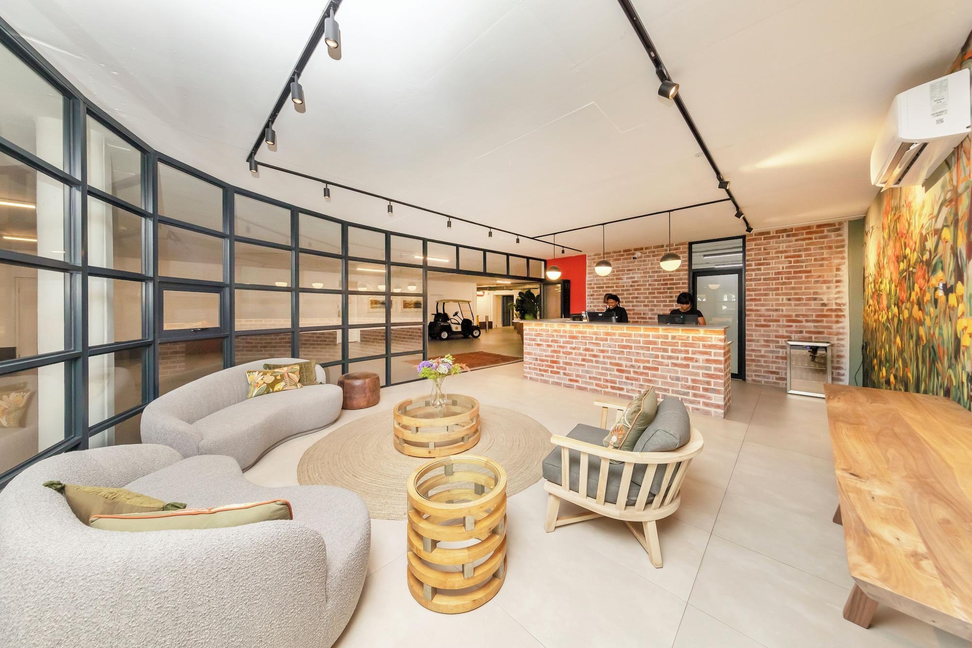 Vista Lobby Lawhill Luxury Apartments