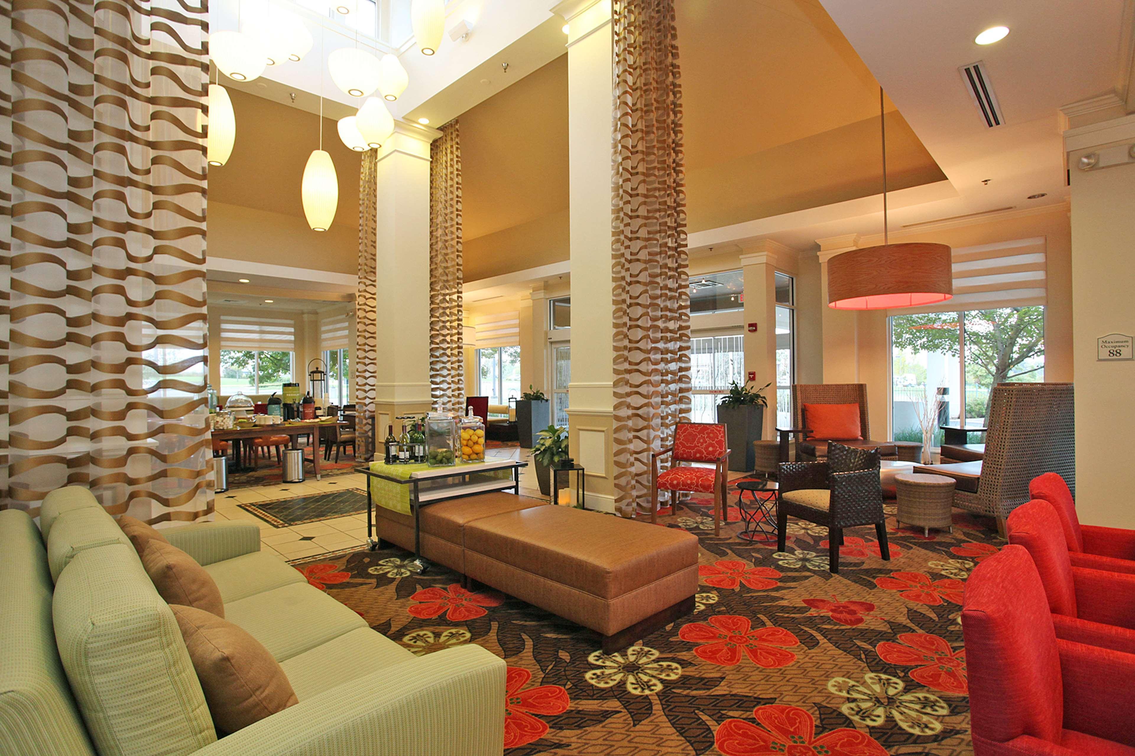 Vista Lobby Hilton Garden Inn Chesterton