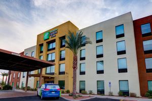 Alojamiento - Holiday Inn Express Hotel & Suites Phoenix North Scottsdale by IHG