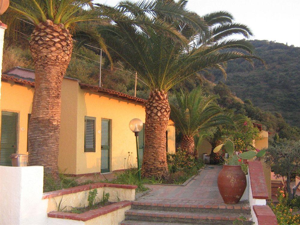 Vista Exterior Hotel Villaggio Capo Alaua