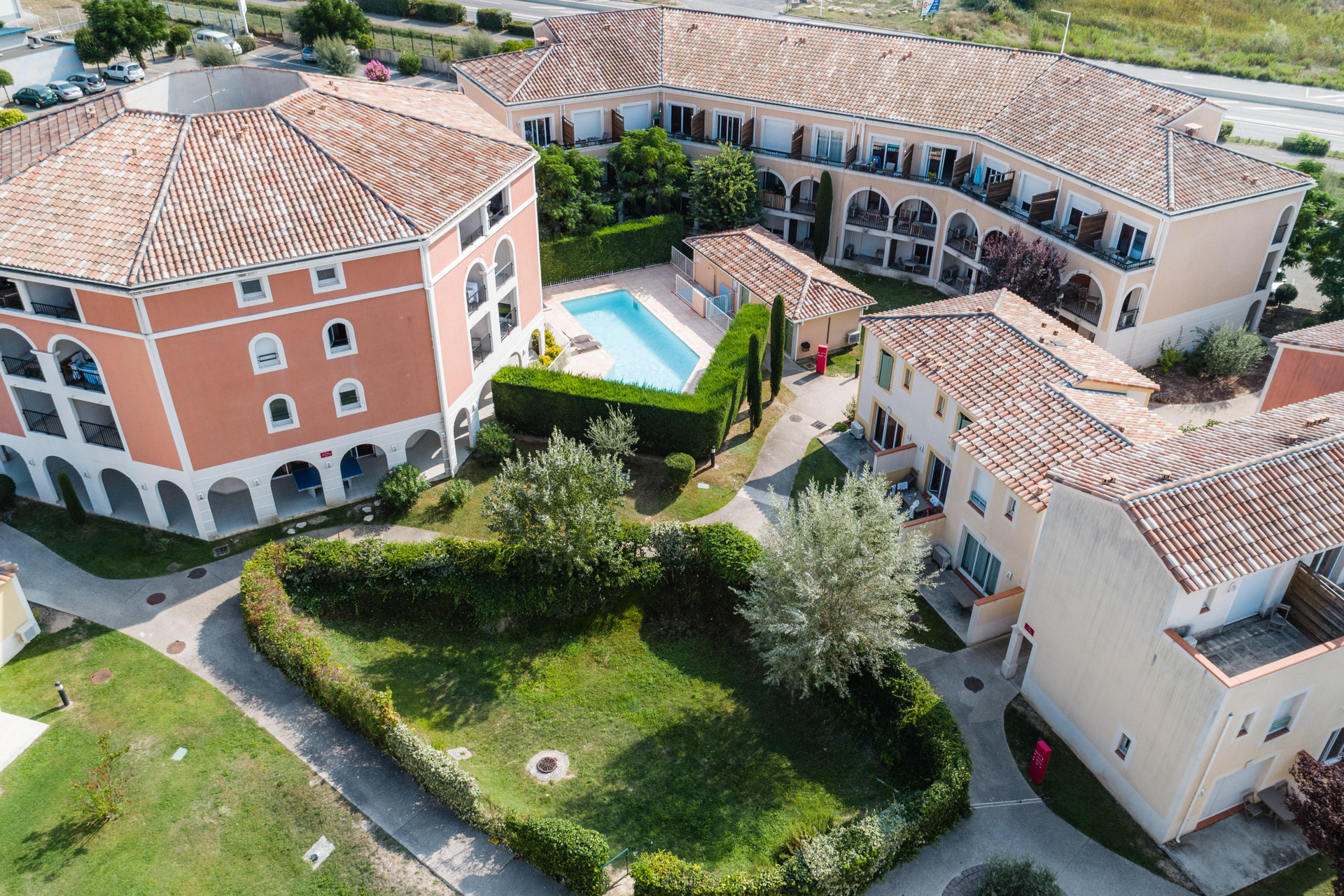 Vista Exterior Garden & City Aix En Provence - Rousset