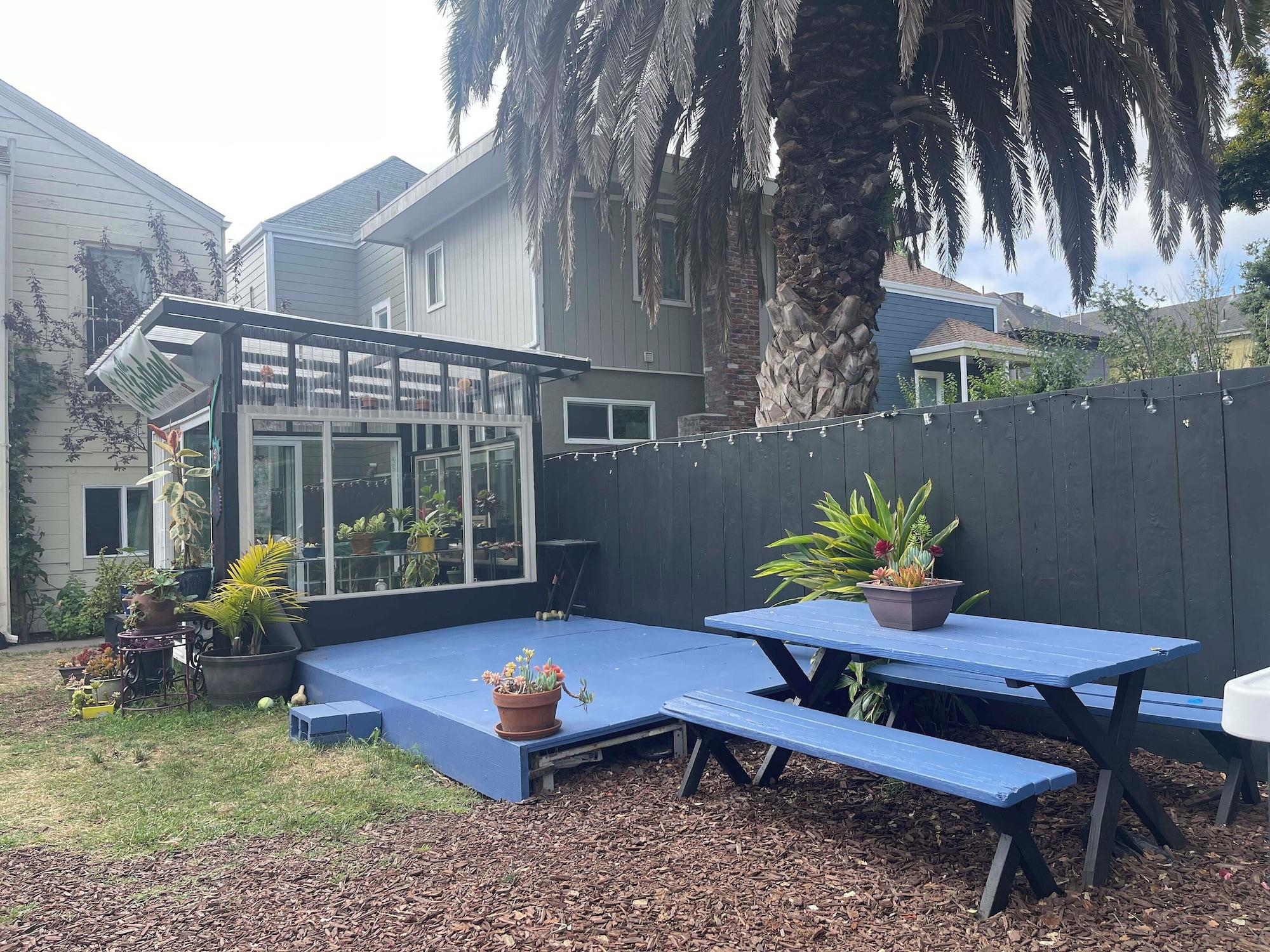 Vista Exterior B-Love's Guest House