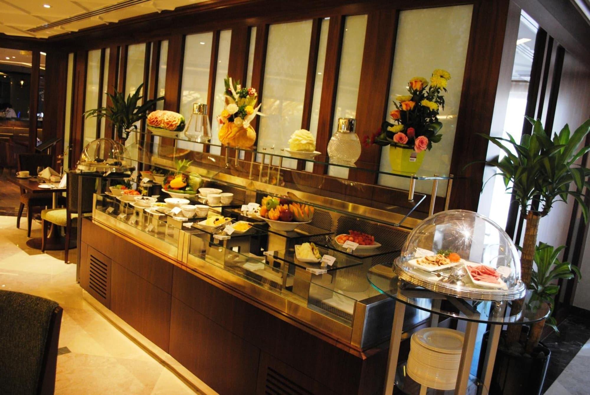 Restaurant Raviz Center Point Hotel