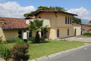 Alojamiento - Hotel Portales Del Campestre