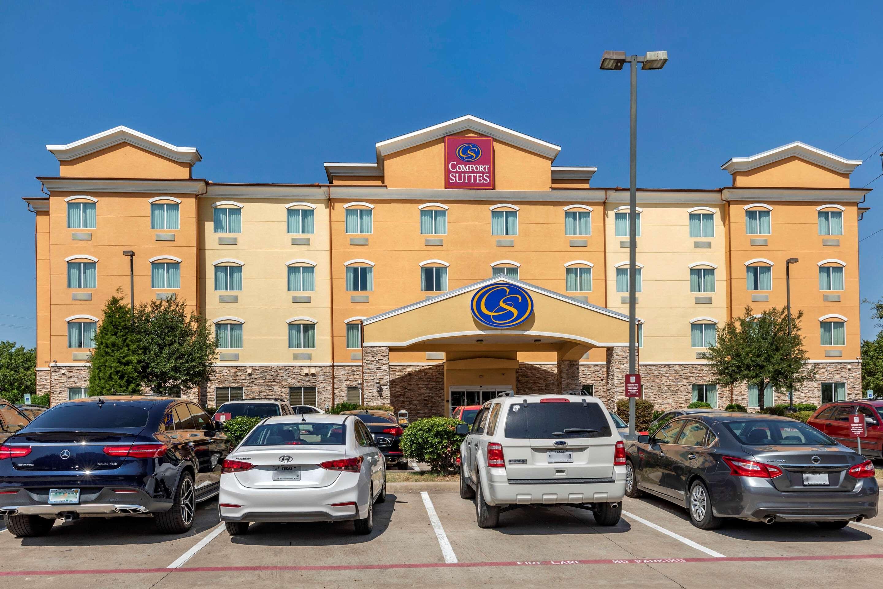 Vista Exterior Comfort Suites Plano - Dallas North