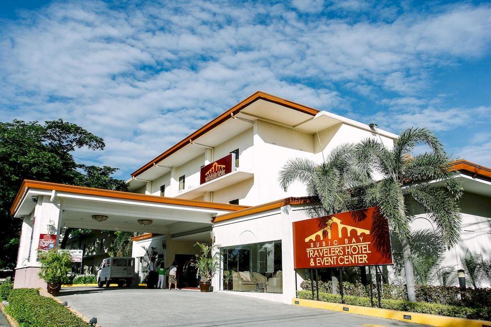 Varios Subic Bay Travelers Hotel & Event Center