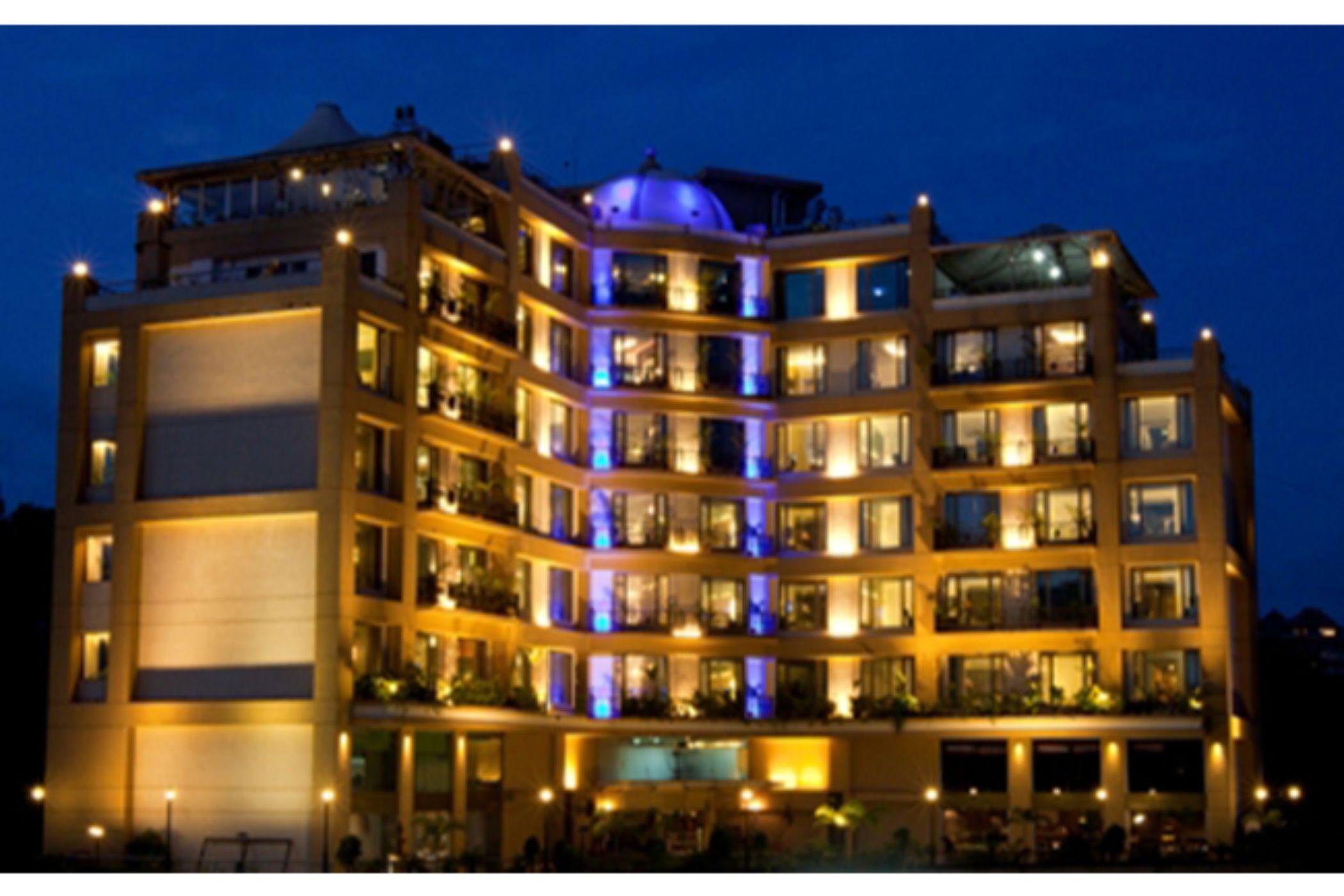 Vista Exterior Goldfinch Hotel Mangalore