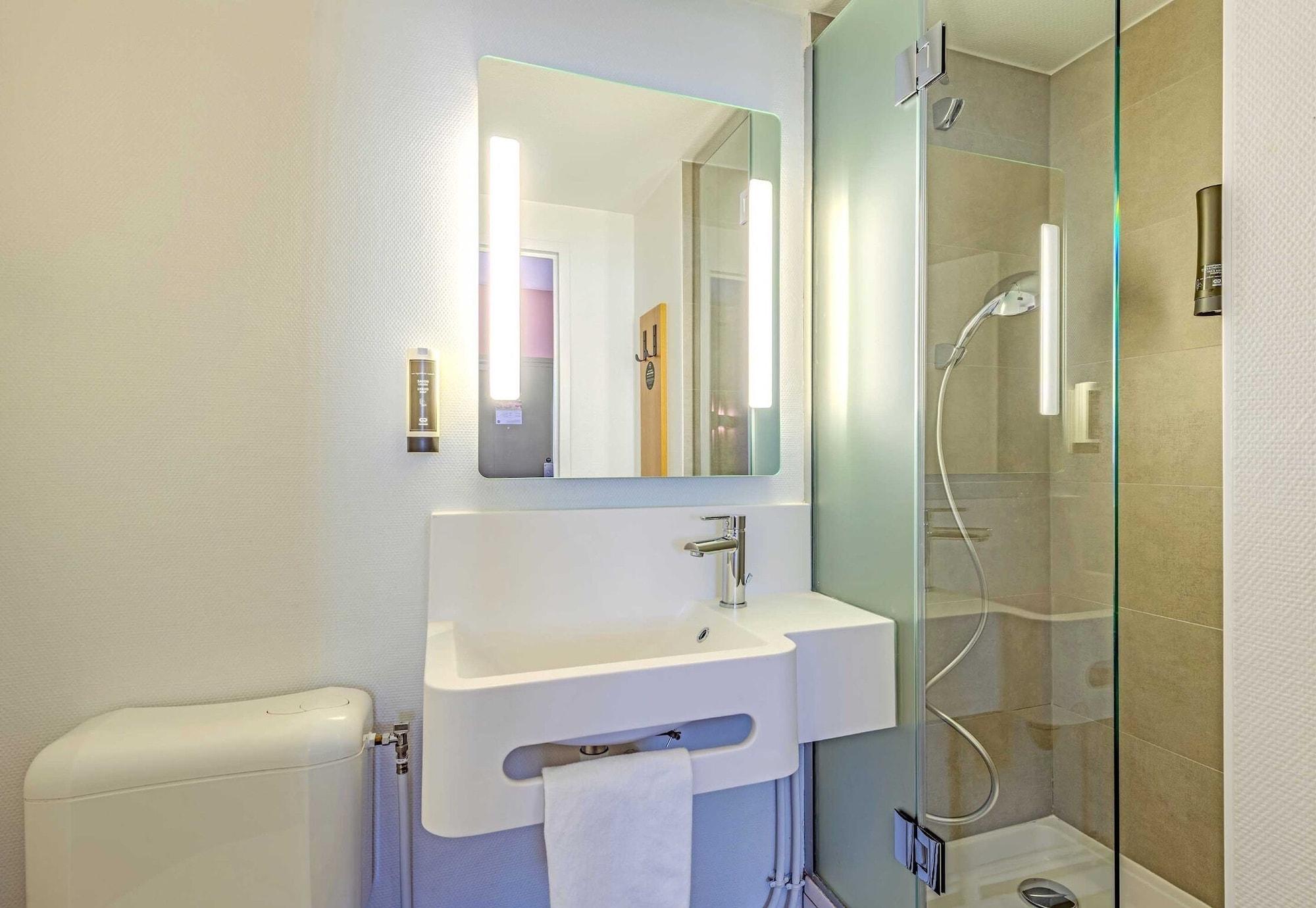 Equipamiento de Habitación B&B HOTEL Brest Kergaradec