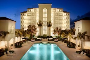 Alojamiento - The Venetian on Grace Bay