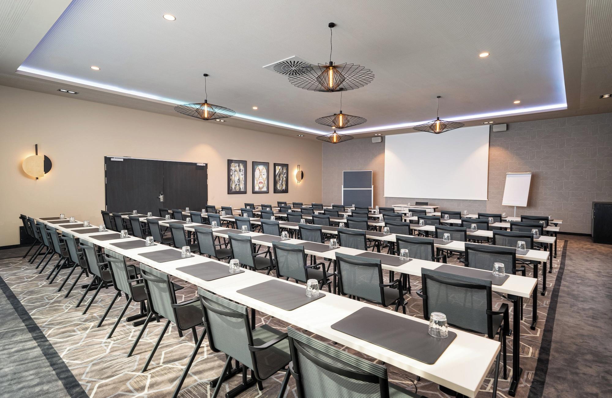 Sala de Reuniones Leonardo Royal Hotel Cologne Bonn Airport