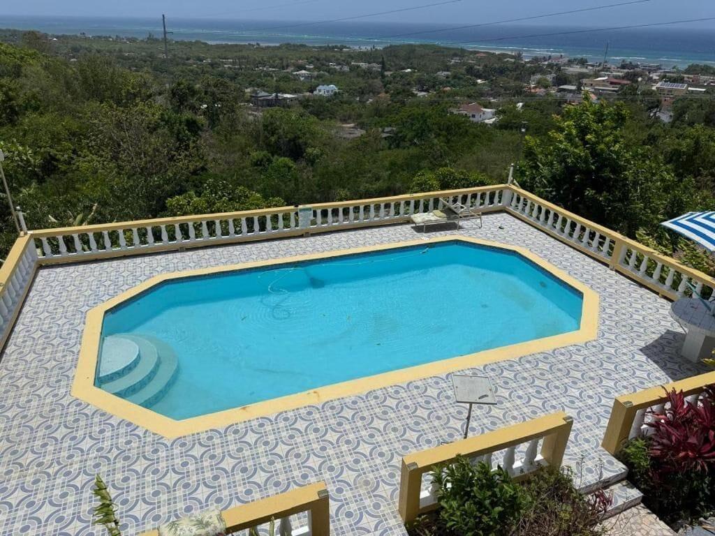 Vista Piscina EMERALD VIEW