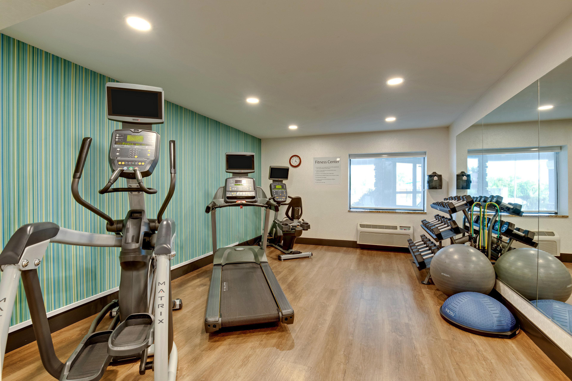 Instalaciones Recreativas Holiday Inn Express W-I40/Whitebridge Road by IHG