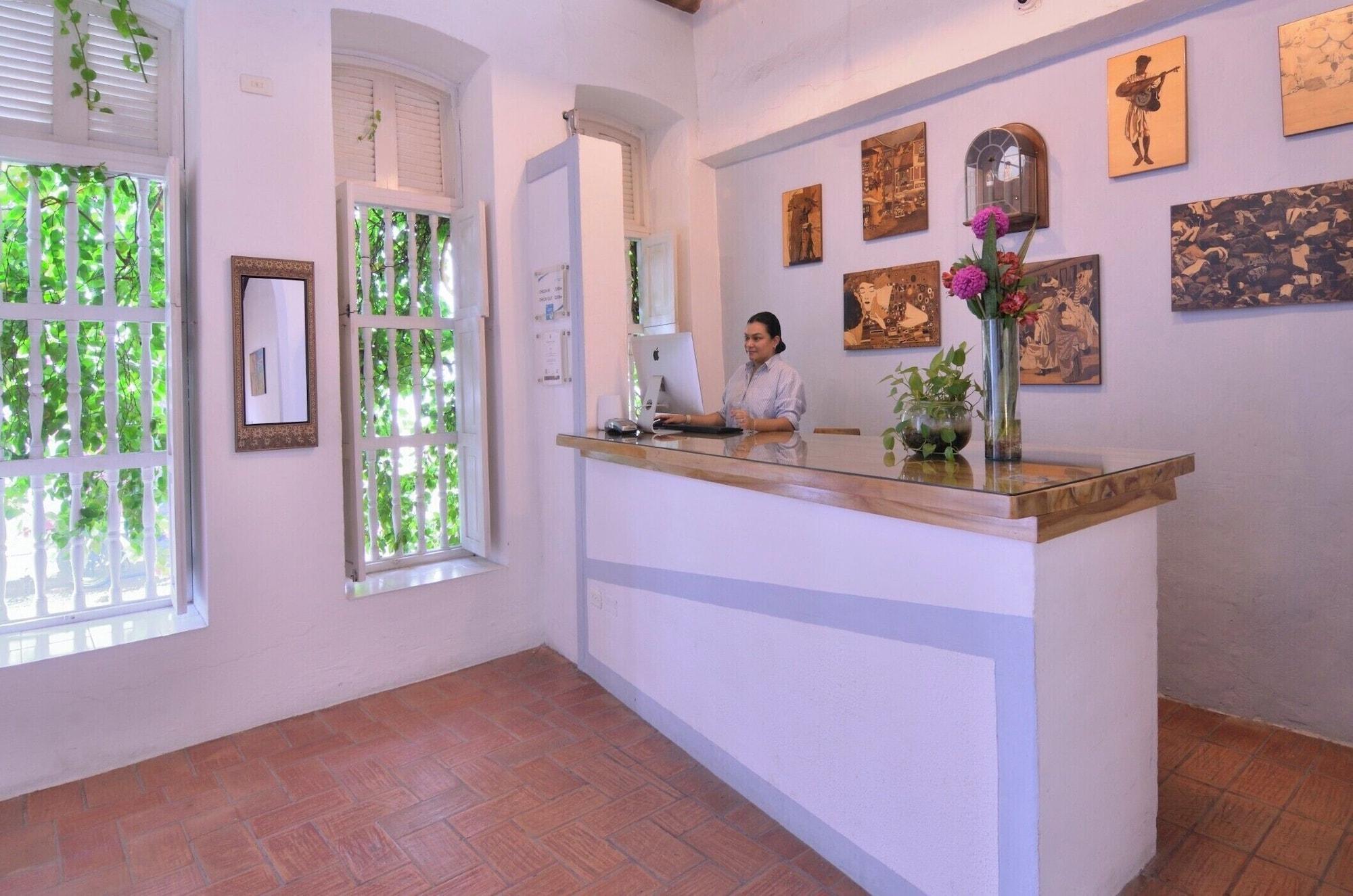 Vista Lobby Hotel Casa Cytia