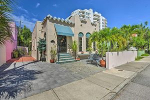 Alquiler Vacacional - Sarasota Home in Historic District w/ Patio!