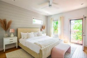 Alquiler Vacacional - Bachelorette Bash! Sleeps 20! 2 Private rooftops!