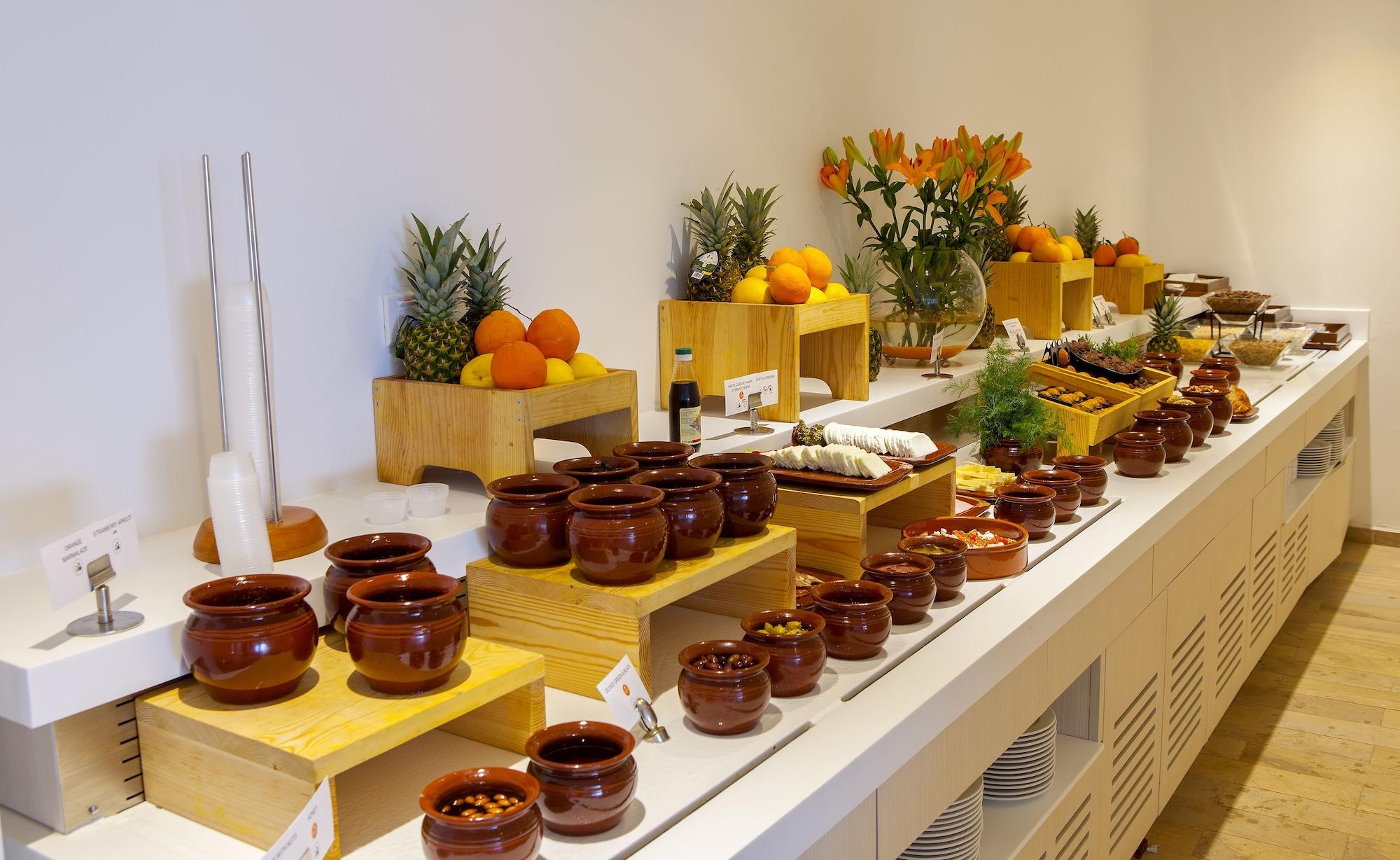 Restaurant Nausicaa Luxury Villas By Louis Hotels